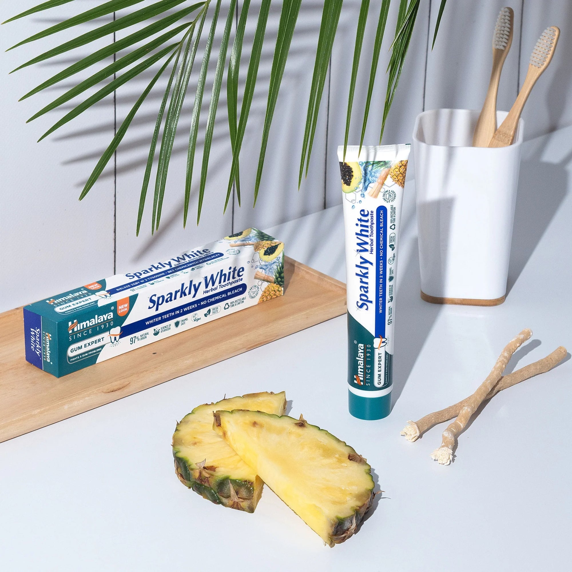 Gum Expert Dentifricio alle Erbe Sparkly White | 75 ml | Himalaya